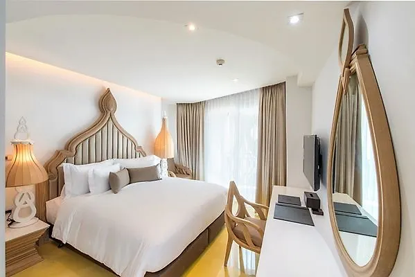 Siam Tharadol 4*
